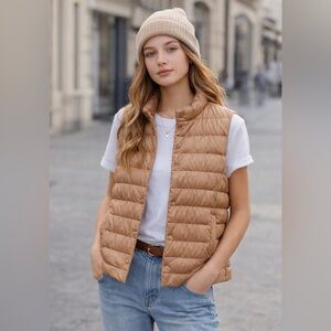 H&M  Lightweight down gilet Tan Button Up Puffer Vest Size Medium